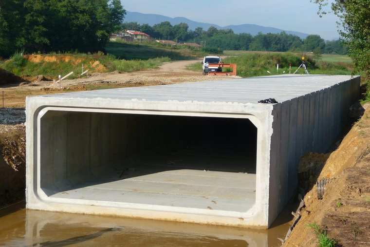 Scatolari prefabbricati - posa scatolari cantiere di Grosseto